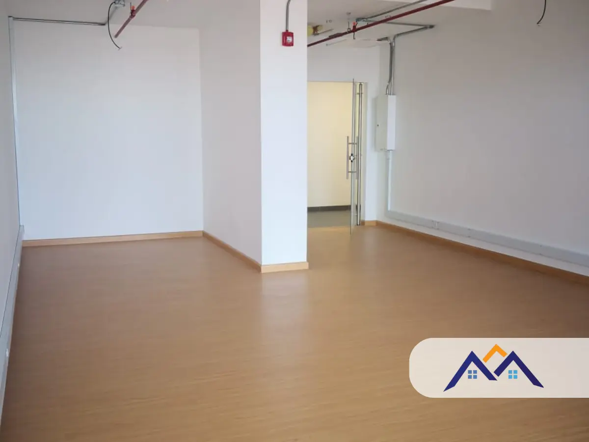 Habitación renovada con pintura antihumedad después del servicio en Suba, Bogotá